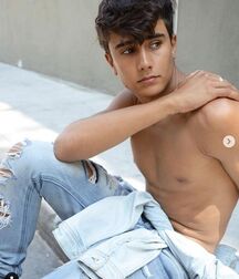 Love, Michael!! 5f95a830bf8a3.jpg