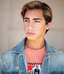 Easton Eden... 5fa1e15f6ad3f.jpg
