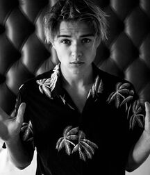 Markie Mark... 5fcafecc8ccca.jpg