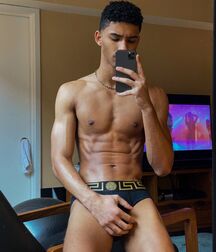 The Diaz Twins... 5fd8131a5b664.jpg