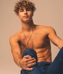 Sexy Nikko... 5fe6a4964839a.jpg