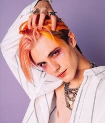 Emo Boy Noen... 6009edf9c2563.jpg