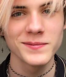 Emo Boy Noen... 6009ee18d6f9b.jpg