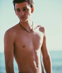 Boy Mavrick!! 6014cc020dd40.jpg