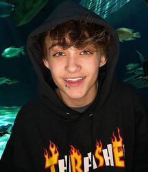 Trans Man Justin... 60176bb266a61.jpg