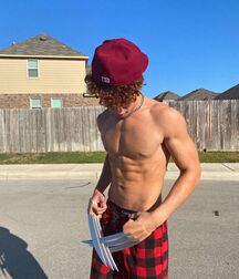 Latino Heat!!  60186b9658de6.jpg