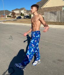 Latino Heat!!  60186b9c5608b.jpg