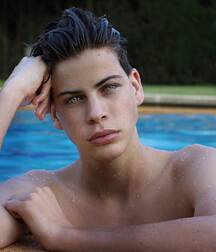 B-day Boy Arnau!!  601959786222f.jpg