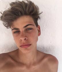 B-day Boy Arnau!!  6019597daf2a7.jpg