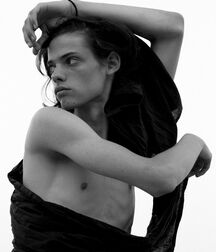 Super Model Erin!!  602c1eabb2046.jpg