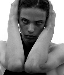 Super Model Erin!!  602c1ecef0ec6.jpg