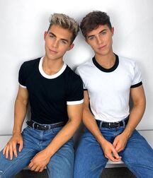 Twin Twinks!!  602c2faf2424b.jpg