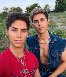 Twin Twinks!!  602c2fb85a02c.jpg