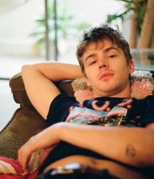 Miles And Miles Twink Tube 60312ba9299d2.jpg