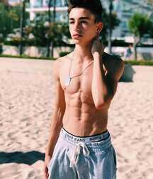 Fab Abs!!  603852656bb27.jpg
