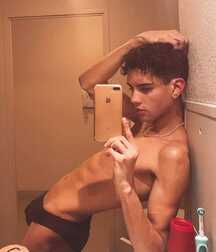 Fab Abs!!  6038526d65ec0.jpg