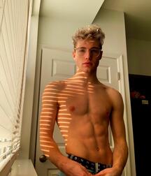 Fab Abs!!  603852970dbd5.jpg