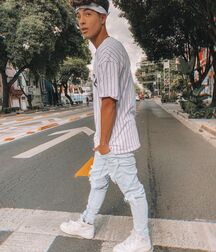 Model Boy Naim!!  603bbc86c8635.jpg