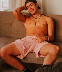 Model Boy Naim!!  603bbc9f09f08.jpg