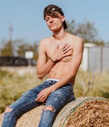 Model Boy Kike!! 603bcd75dd3e2.jpg