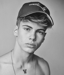 Model Boy Victor!!  603be0d729add.jpg
