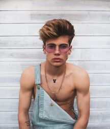 Model Boy Victor!!  603be0e5dfe93.jpg