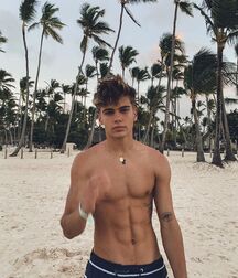 Model Boy Victor!!  603be12be107f.jpg