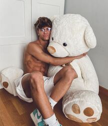 Model Boy Victor!!  603be136b9b63.jpg
