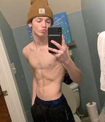 Usual Suspect Payton!!  60410f826acab.jpg