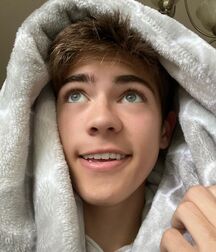 Photogenic Boy Liam..  60497b4fab543.jpg