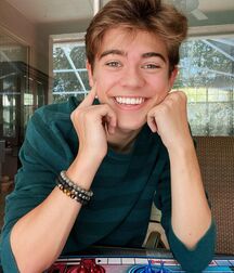 Photogenic Boy Liam..  60497b5bea0e7.jpg