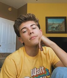 Photogenic Boy Liam..  60497b76075e2.jpg