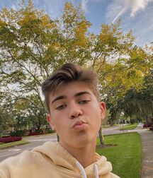 Photogenic Boy Liam..  60497b84b2fe4.jpg
