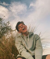 Photogenic Boy Liam..  60497b87baf22.jpg
