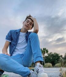 Photogenic Boy Liam..  60497b9203bc3.jpg