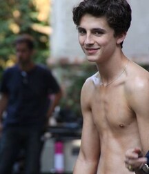 Usual Suspect Timothee!! 604d696b526a7.jpg