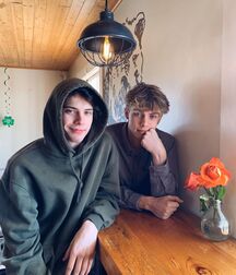 The Waud Twins!! 604e3993aecc9.jpg
