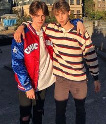 The Waud Twins!! 604e39a0021a5.jpg