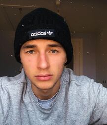 Usual Suspect Daan!! 604e8b9ed15b2.jpg