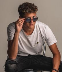 Luca N Teo!! 6050b87cbd464.jpg
