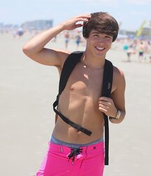 Wednesday Wall Faves 5!!  605236047c0a1.jpg
