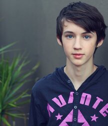 Usual Suspect Troye!! 60550bfe27a58.jpg