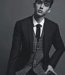 Usual Suspect Troye!! 60550c0f4faf7.jpg