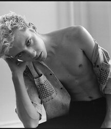 Usual Suspect Troye!! 60550c310abee.jpg