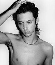 Usual Suspect Troye!! 60550c757e4bd.jpg