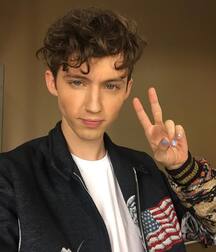 Usual Suspect Troye!! 60550c7940e78.jpg