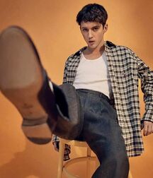 Usual Suspect Troye!! 60550cad0ffd3.jpg