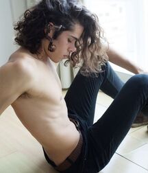 Long Haired Boys!! 6057fa67b850e.jpg