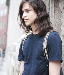 Long Haired Boys!! 6057fa6e77bc3.jpg