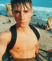 Model Boy Frankie!!  6058b969ce569.jpg